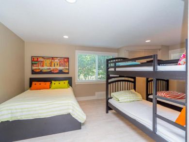 ANNA MARIA MONTHLY RENTAL ON A CANAL WITH POOL